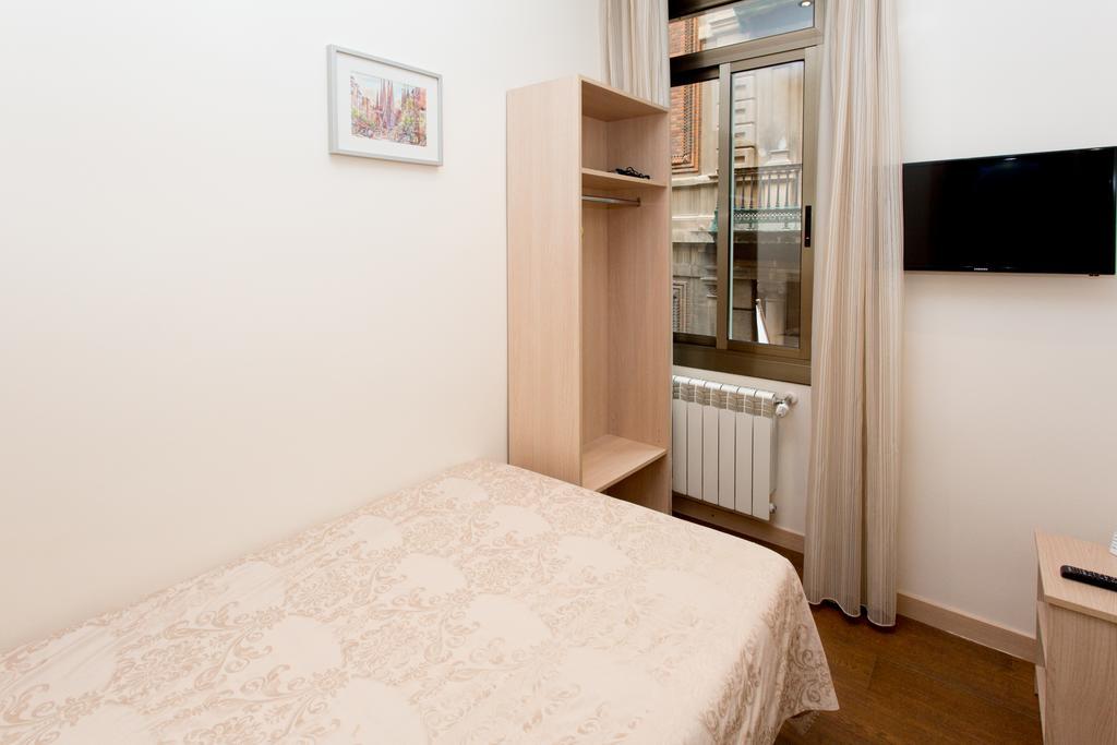 Hostal Excellence Барселона Екстериор снимка