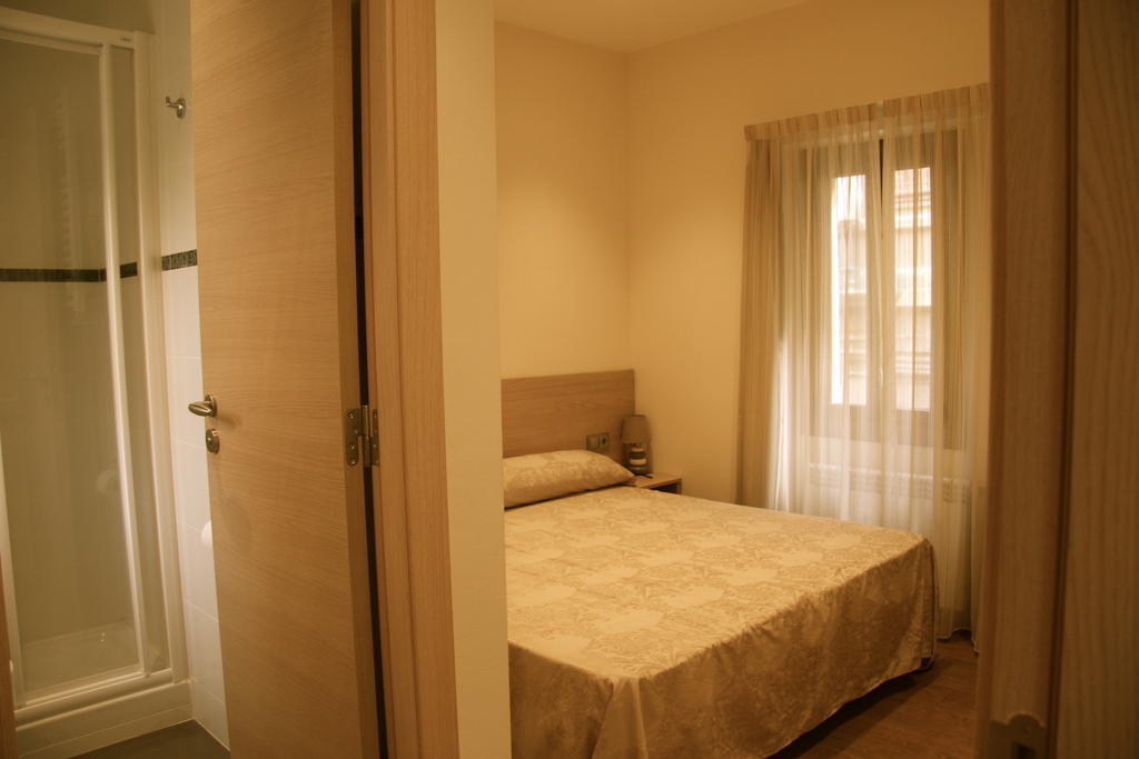 Hostal Excellence Барселона Екстериор снимка