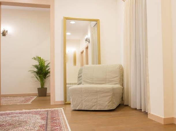 Hostal Excellence Барселона Екстериор снимка